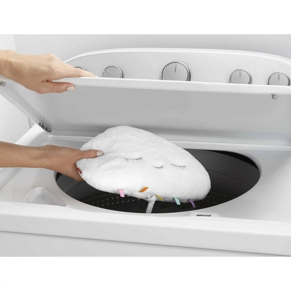 Fisher-Price Twinkle & Cuddle Cloud Soother - Picture 2 of 3